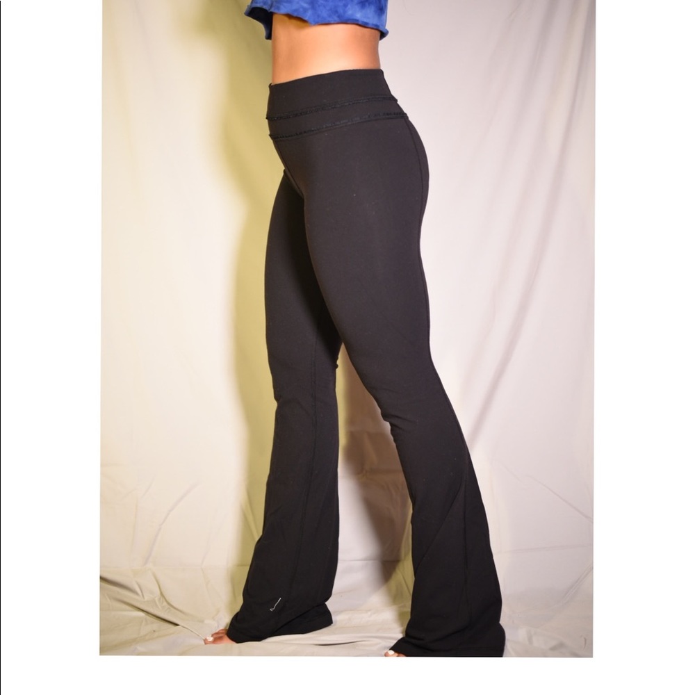 Lululemon Groove Pant Flare